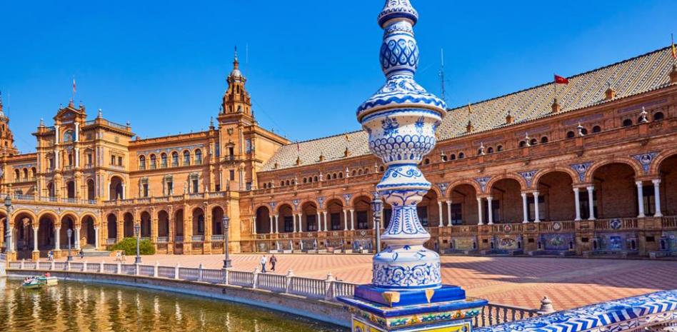 plaza-espana-sevilla